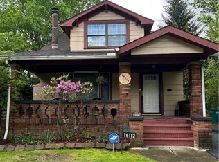 16112 Raymond St, Maple Heights, OH 44137