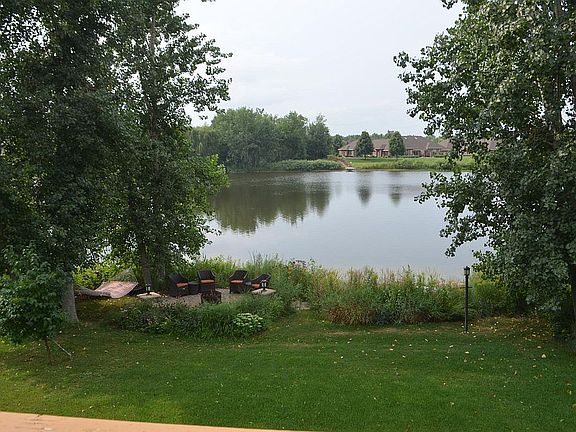 5th image of 12032 Waconia Cir NE