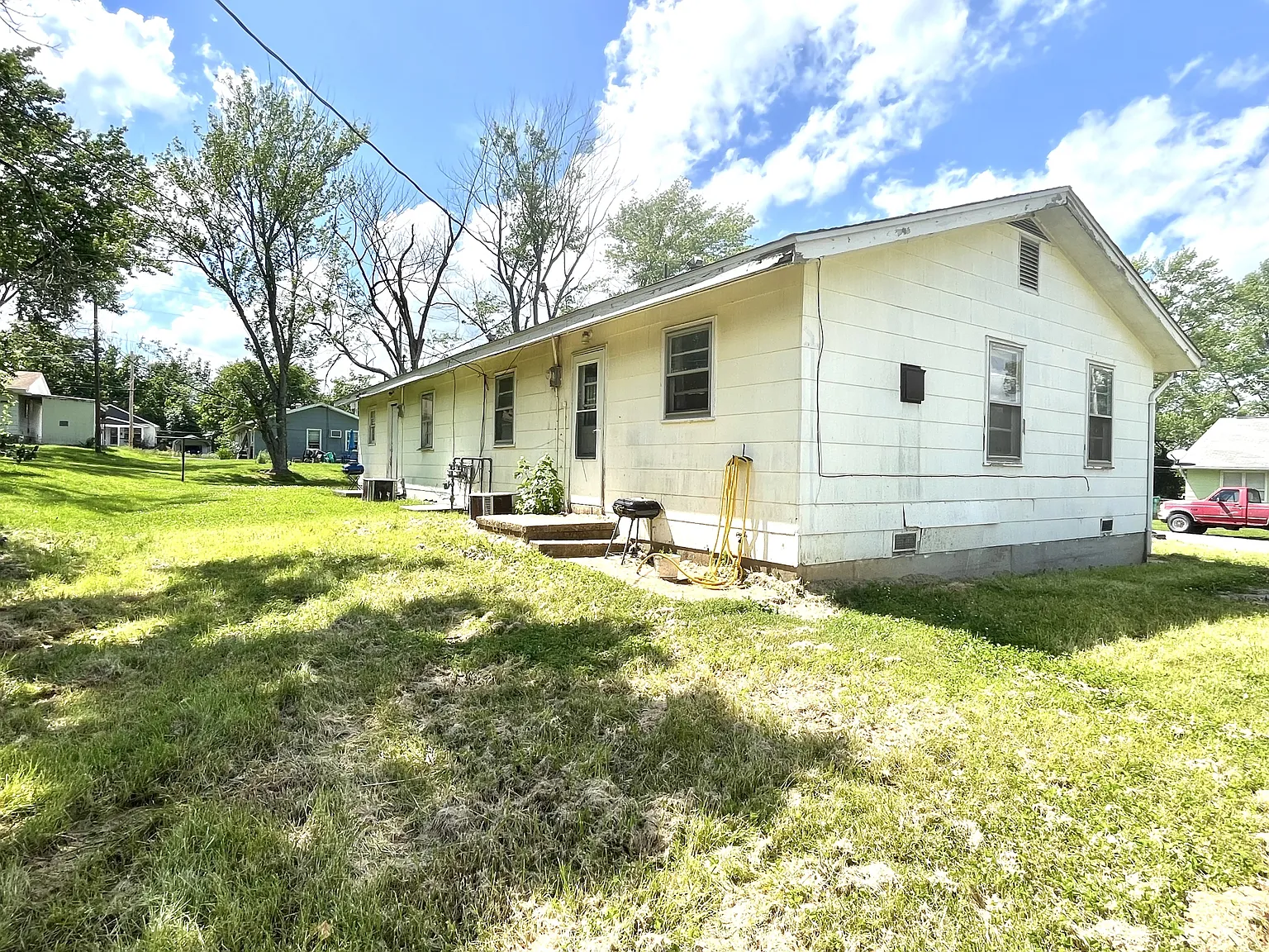 610 Blair Street - 1 — Photo 4
