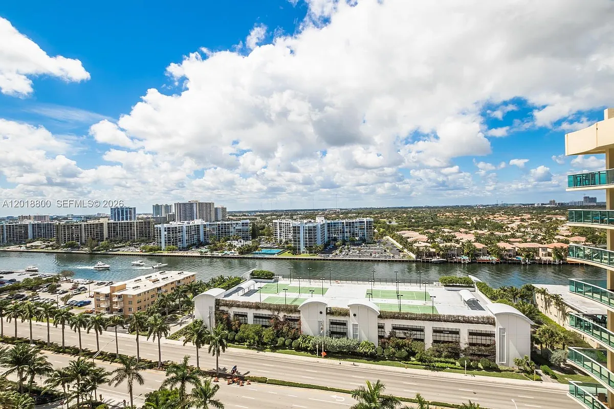 Building Photo - 2501 S Ocean Dr #1533