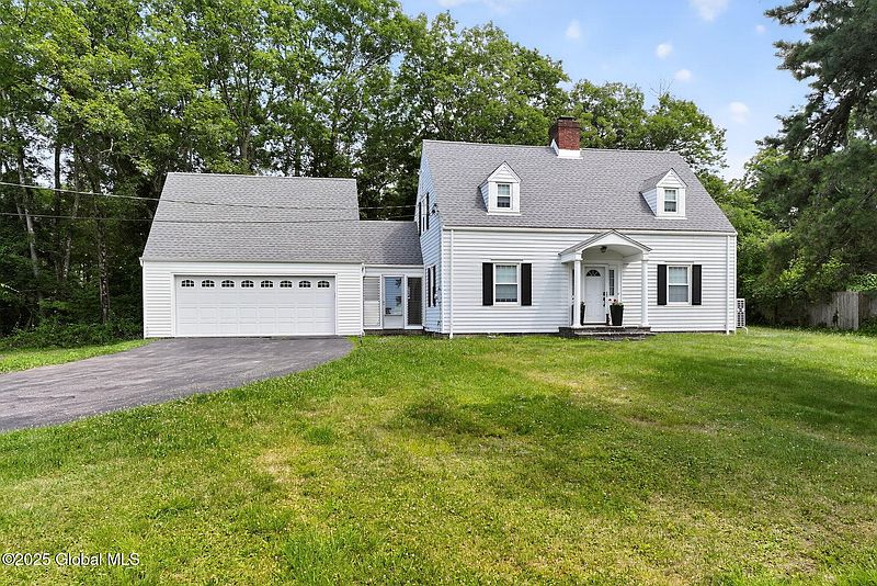 4th image of 59 Highwoods Road