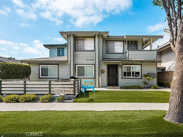 4032 Howard Ave — Photo 1