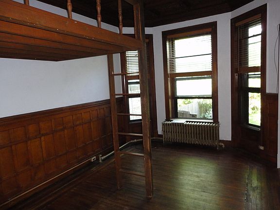 2nd image of 618 Madison Ave #10795099