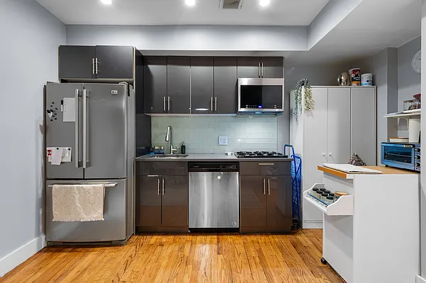 Rented by Living New York | media 15