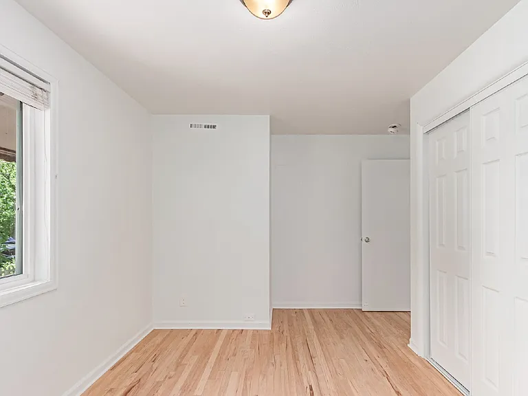 3035 S Bannock St — Photo 23