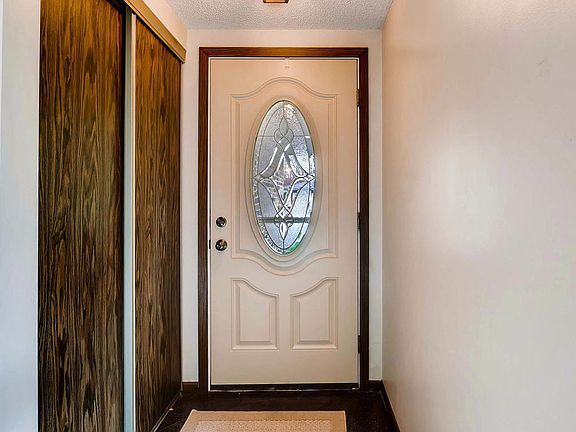 3rd image of 1024 Yuma Ln N