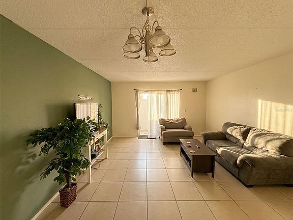 2nd image of 2856 Somerset Park Dr APT 102
