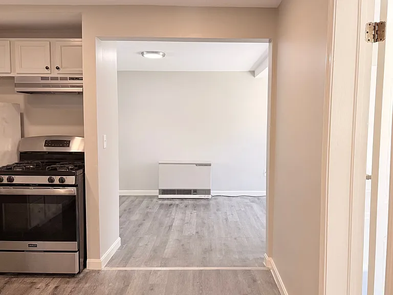 31-63 Christian St #77 — Photo 8