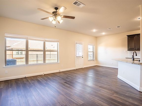 5th image of 6822 Topaz Dr
