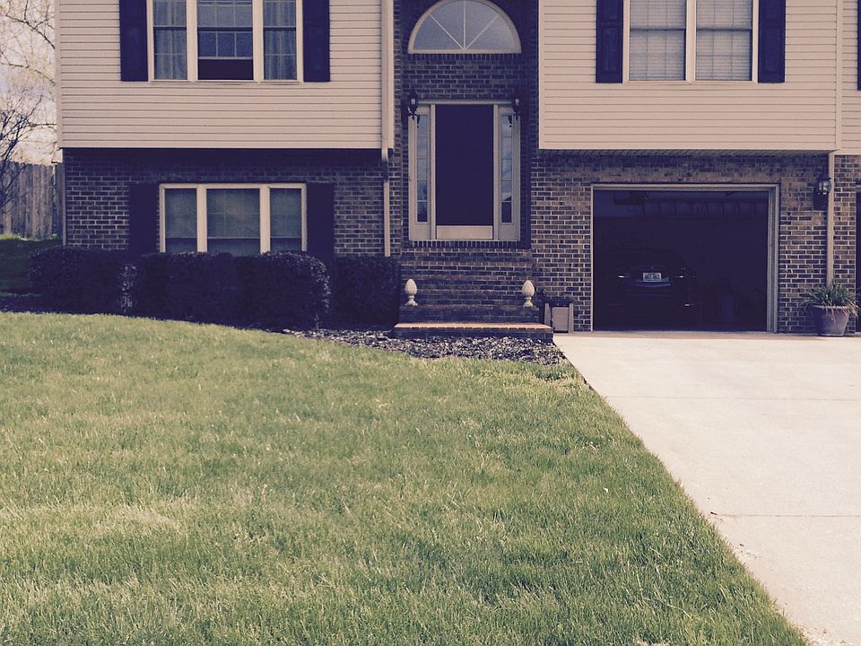 1st image of 112 Amiens Blvd