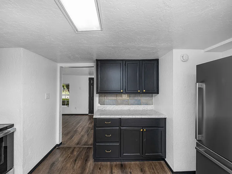 1905 NW Baldwin Ave — Photo 13