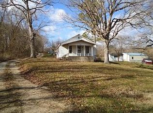1203 Chestnut Ave, Cabool, MO 65689