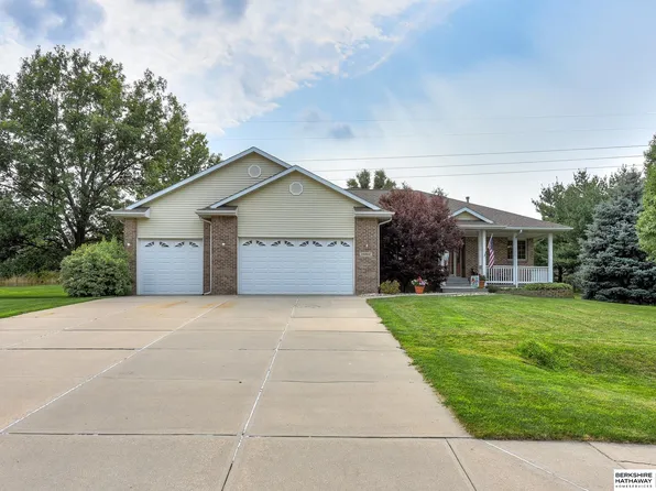 13802 S 41st St, Bellevue, NE 68123