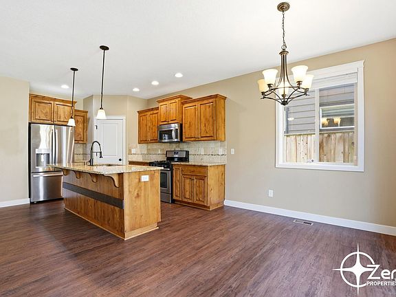 4th image of 4608 NE 91st Way