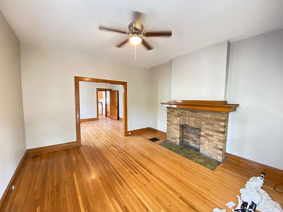 4th image of 152 W Pacemont Rd #154