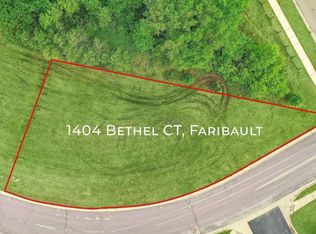 1404 Bethel Ct, Faribault, MN 55021