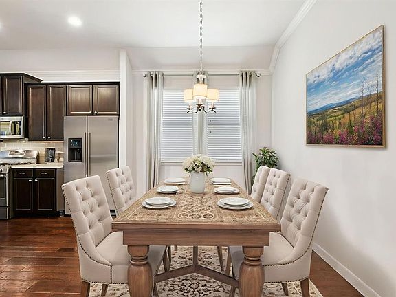 Large dining / breakfast area