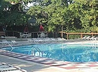 2nd image of 189 Sandcastle Ky