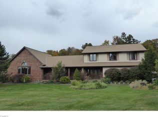7440 Paddock Dr, Chesterland, OH 44026