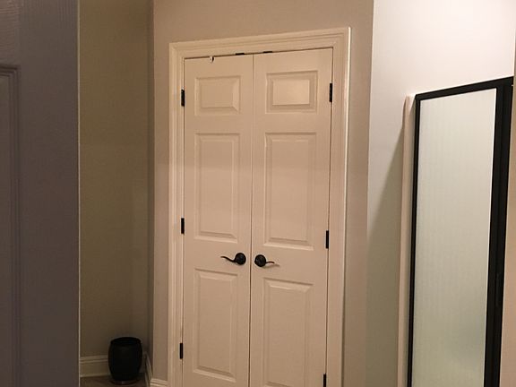 5th image of 202 Swanson Dr