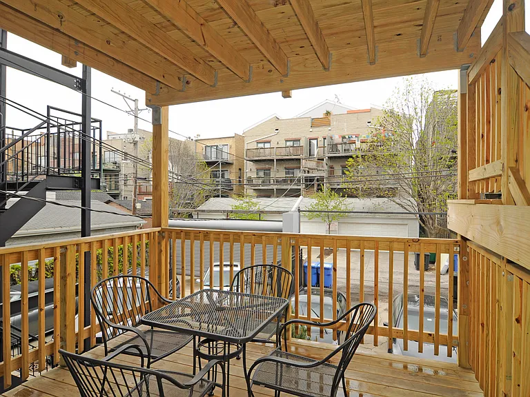 1409 N Mohawk St #2 — Photo 13