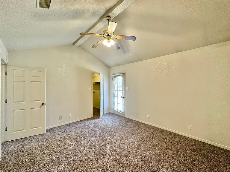 5206 Daybreak Dr — Photo 19