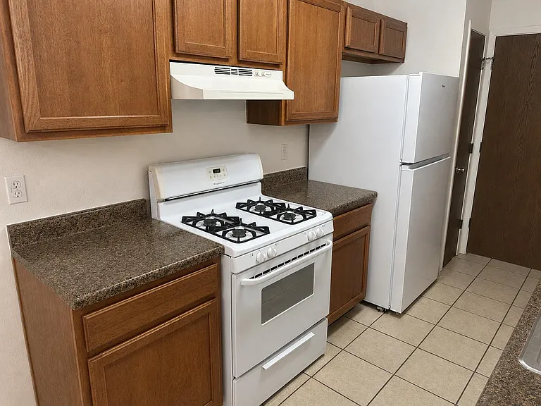 8205 W Gate Blvd #B — Photo 7