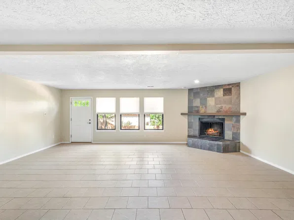 207 Camino De Los Marquez APT 5, Santa Fe, NM 87505