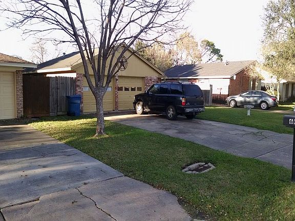 2nd image of 605 Arizona St