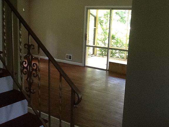 indian Forewst - Living Room_07152013