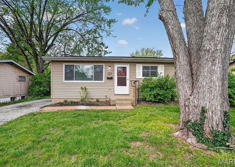 1st image of 253 Elmdale Dr