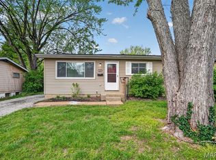 253 Elmdale Dr, Saint Louis, MO 63135