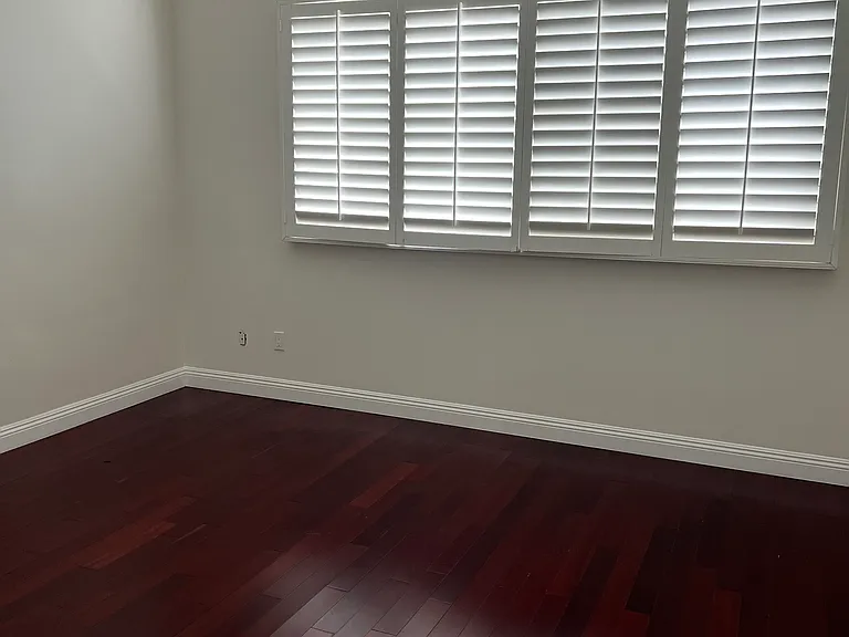 18048 Karen Dr — Photo 17