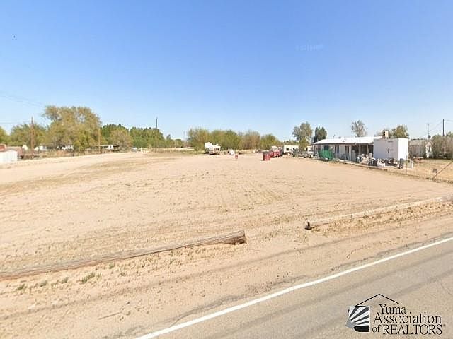 1st image of 16723 Avenue A 1/2