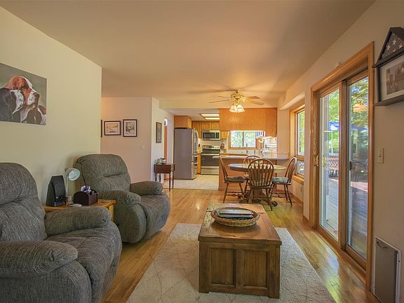 4th image of 1070 Cortez Ln