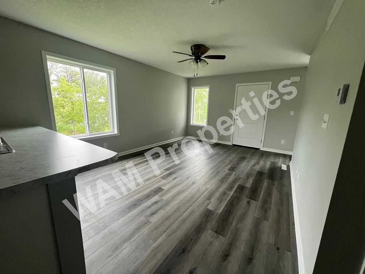 Building Photo - 5132 NW Torgerson Dr