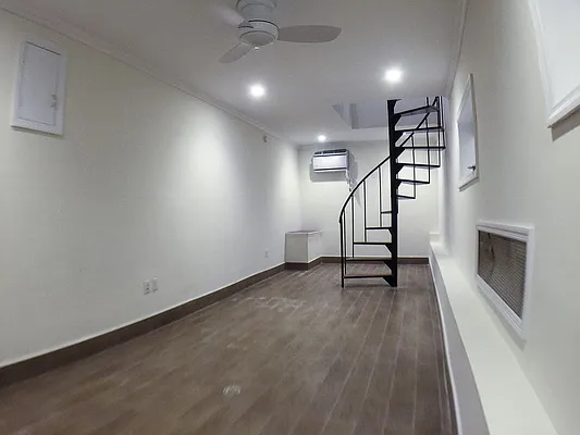 Rented by Francine Realty | media 29