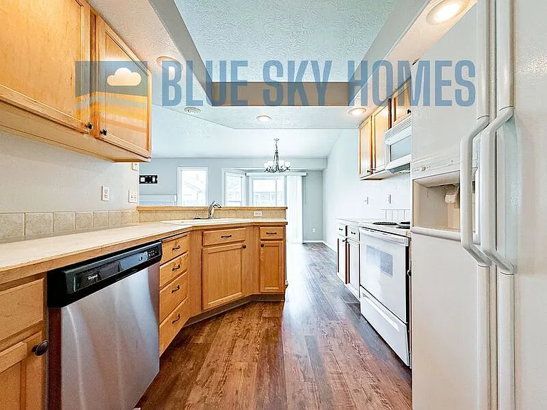 7530 N Matlock Ave — Photo 6