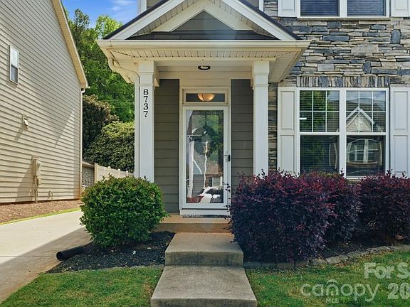 3rd image of 8737 Aspinwall Dr