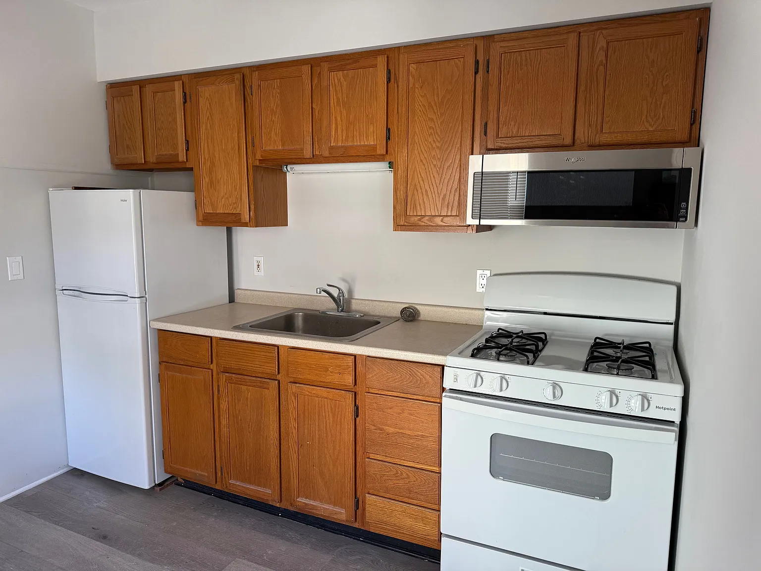 2 bed, $2,450 — Photo 3