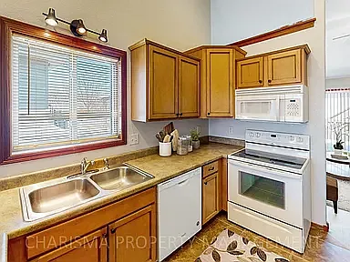 Dagny Townhomes — Photo 8