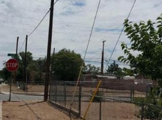2000 Arno St SE, Albuquerque, NM 87102