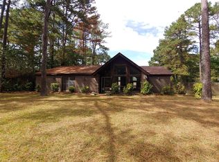 306 Wright Dr, Selma, AL 36701