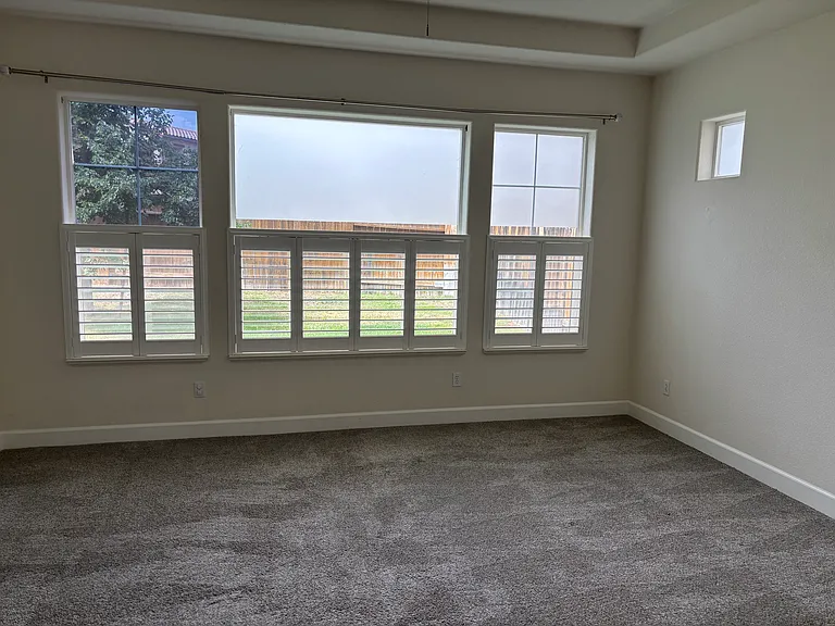 10765 Serratina Dr — Photo 10