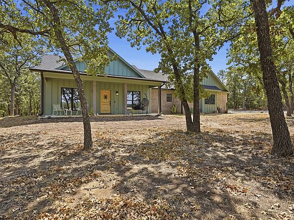 5th image of 230 Silver Lakes Dr