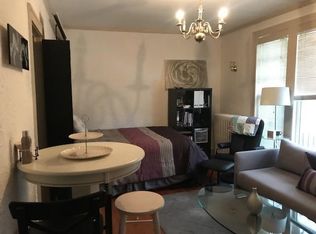 3352 N Claremont Ave #3, Chicago, IL 60618