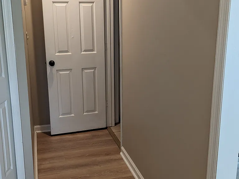 474 Woodview Dr — Photo 13