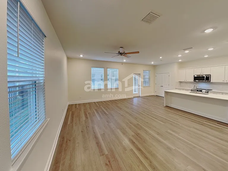 1019 Grafton Ridge Dr — Photo 8
