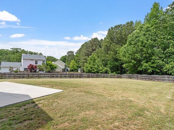 15 Epping Ct, Durham, NC 27703