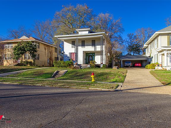 5th image of 912 Prospect St